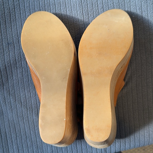 LAOCOONTE made in Spain, Wedge Thong Sandal - Picture 5 of 7